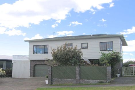 Photo of property in 16 Shepherd Road, Waipahihi, Taupo, 3330