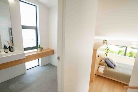 Photo of property in 85n Seatoun Heights Road, Seatoun, Wellington, 6022