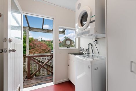 Photo of property in 33 Pacific Street, Roslyn, Dunedin, 9010