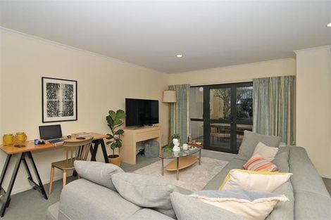 Photo of property in 85 Hill Street, Thorndon, Wellington, 6011