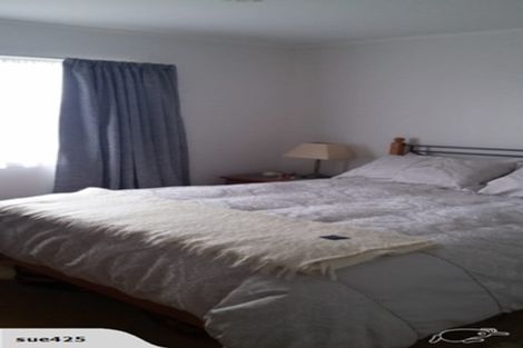 Photo of property in 2/39 Kinloch Place, Papakowhai, Porirua, 5024