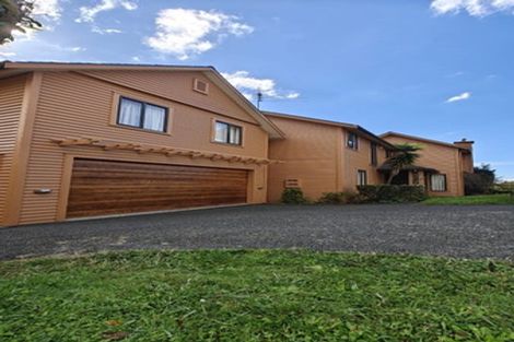Photo of property in 1 Glenreagh Place, Torbay, Auckland, 0630
