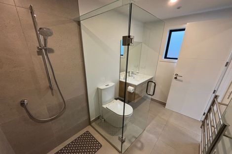 Photo of property in 28 Spur Ridge Rise, Jacks Point, 9371