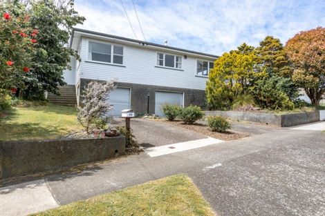 Photo of property in 56 Saint Johns Terrace, Tawa, Wellington, 5028