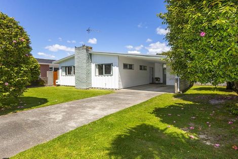 Photo of property in 17 Kiwi Street, Heretaunga, Upper Hutt, 5018