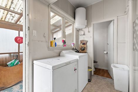 Photo of property in 60 Smith Street, Woolston, Christchurch, 8062