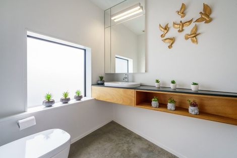 Photo of property in 9 Forest Heights, Wanaka, 9305