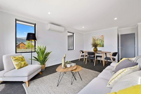 Photo of property in 9 Isthmus Place, Lake Hawea, Wanaka, 9382