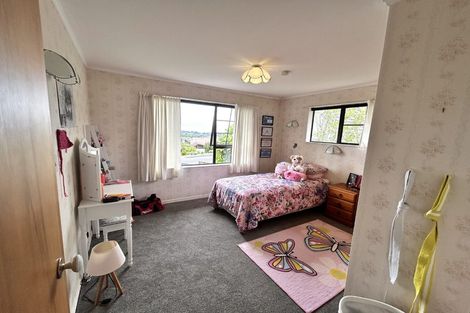 Photo of property in 131 Winara Avenue, Waikanae, 5036