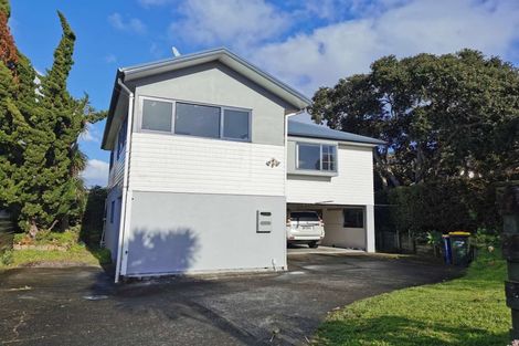Photo of property in 17a Covil Avenue, Te Atatu South, Auckland, 0610