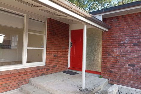 Photo of property in 15 Pohutukawa Avenue, Red Beach, 0932