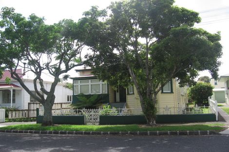 Photo of property in 46 Cromwell Street, Mount Eden, Auckland, 1024