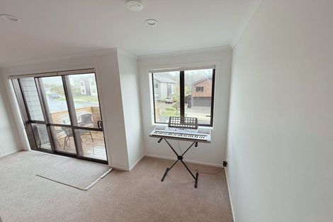 Photo of property in 15 Holystone Road, Whitby, Porirua, 5024