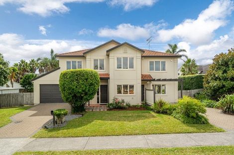 Photo of property in 27 Kinleith Way, Albany, Auckland, 0632