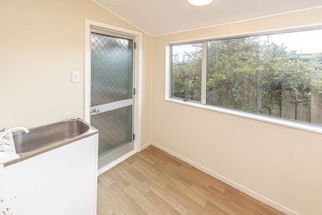 Photo of property in 47 Bamber Street, Castlecliff, Whanganui, 4501