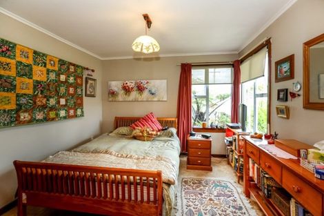 Photo of property in 12 Walsh Road, Westown, New Plymouth, 4310