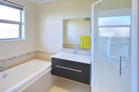 Photo of property in 5 Coulter Street, Pegasus, 7612