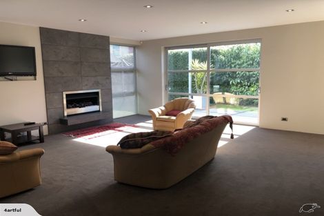 Photo of property in 62 Dyers Pass Road, Cashmere, Christchurch, 8022