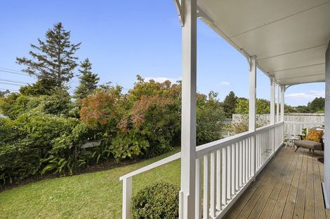Photo of property in 252 Huatoki Street, Upper Vogeltown, New Plymouth, 4310