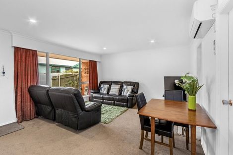 Photo of property in 2/5 Clyde Road, Upper Riccarton, Christchurch, 8041