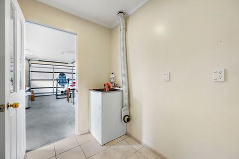 Photo of property in 68 Shields Street, Clyde, 9330