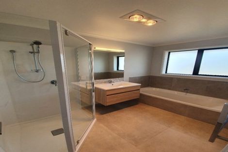 Photo of property in 22 Calder Crescent, Pokeno, 2402