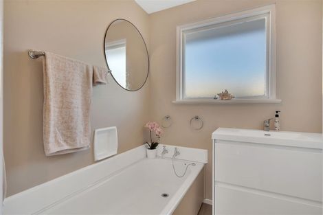 Photo of property in 10 Eros Place, North New Brighton, Christchurch, 8083