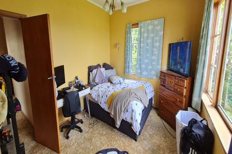 Photo of property in 19 Alexandra Road, Roseneath, Wellington, 6021