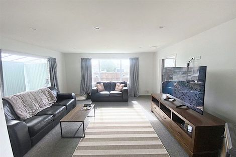 Photo of property in 19 Mckellar Place, Hornby, Christchurch, 8042