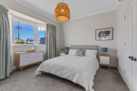 Photo of property in 19 Beach Street, Fitzroy, New Plymouth, 4312
