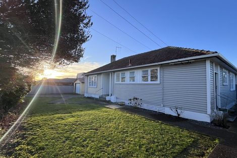 Photo of property in 563 Queen Street East, Levin, 5510