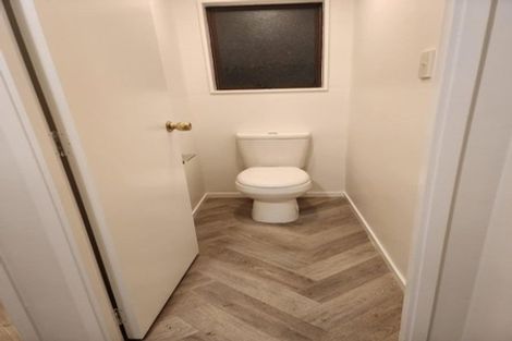 Photo of property in 75 Meadowvale Rise, Titirangi, Auckland, 0604