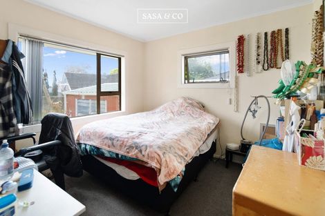 Photo of property in 3 Hallberry Road, Mangere East, Auckland, 2024
