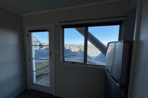 Photo of property in 1/132 London Street, Dunedin Central, Dunedin, 9016