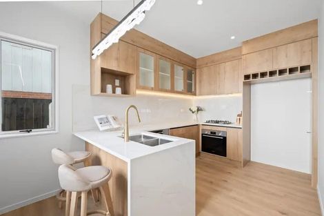 Photo of property in 9a Juliet Avenue, Howick, Auckland, 2014