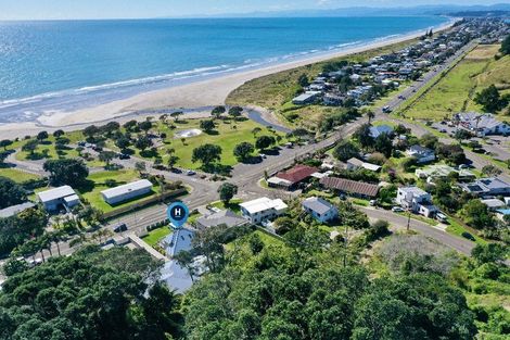 Photo of property in 252 Pohutukawa Avenue, Ohope, 3121