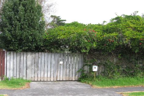 Photo of property in 1/19 Poinsettia Place, Henderson, Auckland, 0610