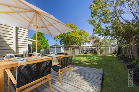 Photo of property in 6 Albert Street, Riverhead, 0820