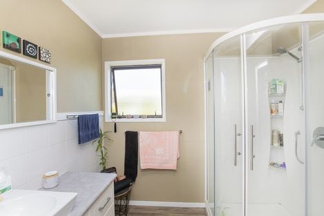 Photo of property in 65 Esplanade, Kaiti, Gisborne, 4010