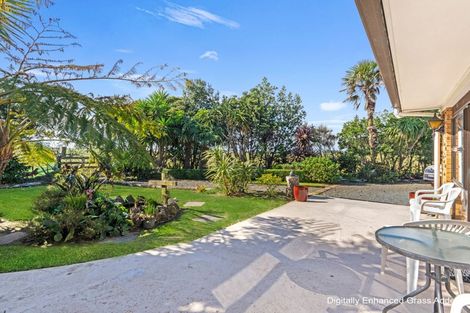 Photo of property in 242 Baylys Coast Road, Dargaville, 0377