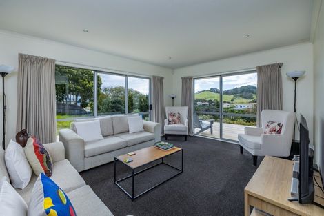 Photo of property in 3 Lori Lane, Coopers Beach, 0420