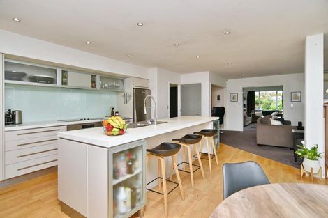 Photo of property in 9 Springside Place, Redwood, Christchurch, 8051