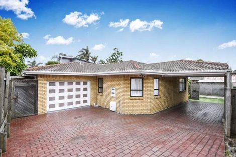 Photo of property in 2/18 Wairakei Street, Greenlane, Auckland, 1051
