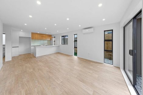 Photo of property in 89c Reeves Road, Pakuranga, Auckland, 2010