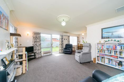 Photo of property in 101d Church Street, West End, Palmerston North, 4412