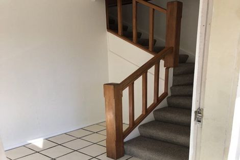 Photo of property in 15a Main Road, Tawa, Wellington, 5028