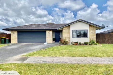 Photo of property in 35 Tussock Avenue, Mangere, Auckland, 2022