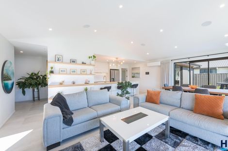 Photo of property in 4 Puketutu Grove, Motueka, 7120