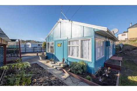 Photo of property in 62 Dunns Avenue, The Pines Beach, 7630