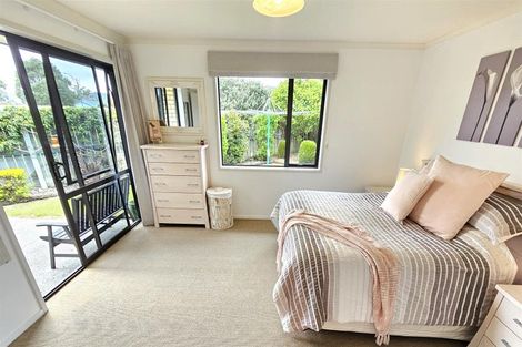 Photo of property in 106 Benjamin Place, Matarangi, Whitianga, 3592